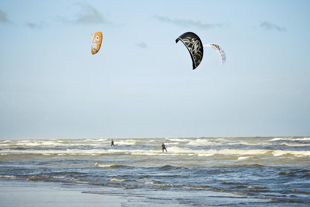 Beachhotel Zandvoort By Center Parcs Екстериор снимка